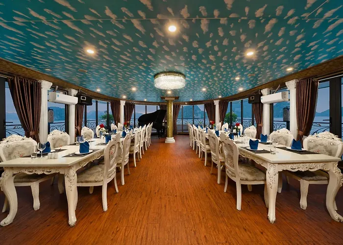 Aqua Legend Cruise 5*