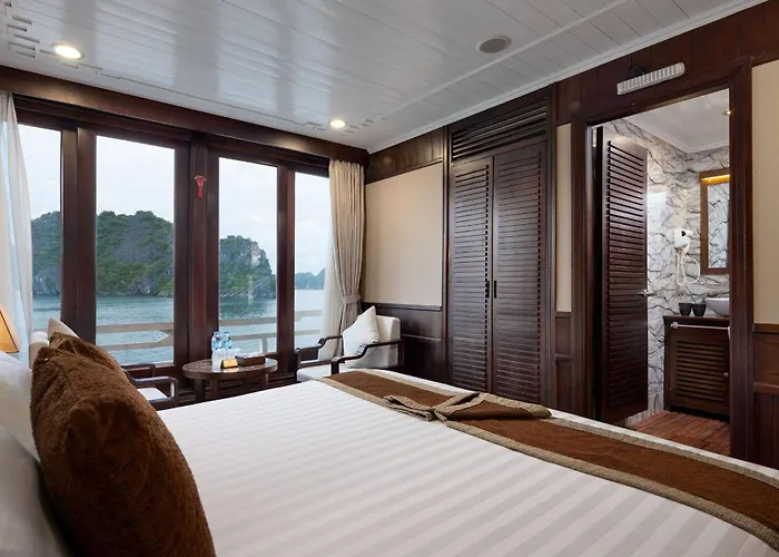 Aqua Legend Cruise 5* Ha Long